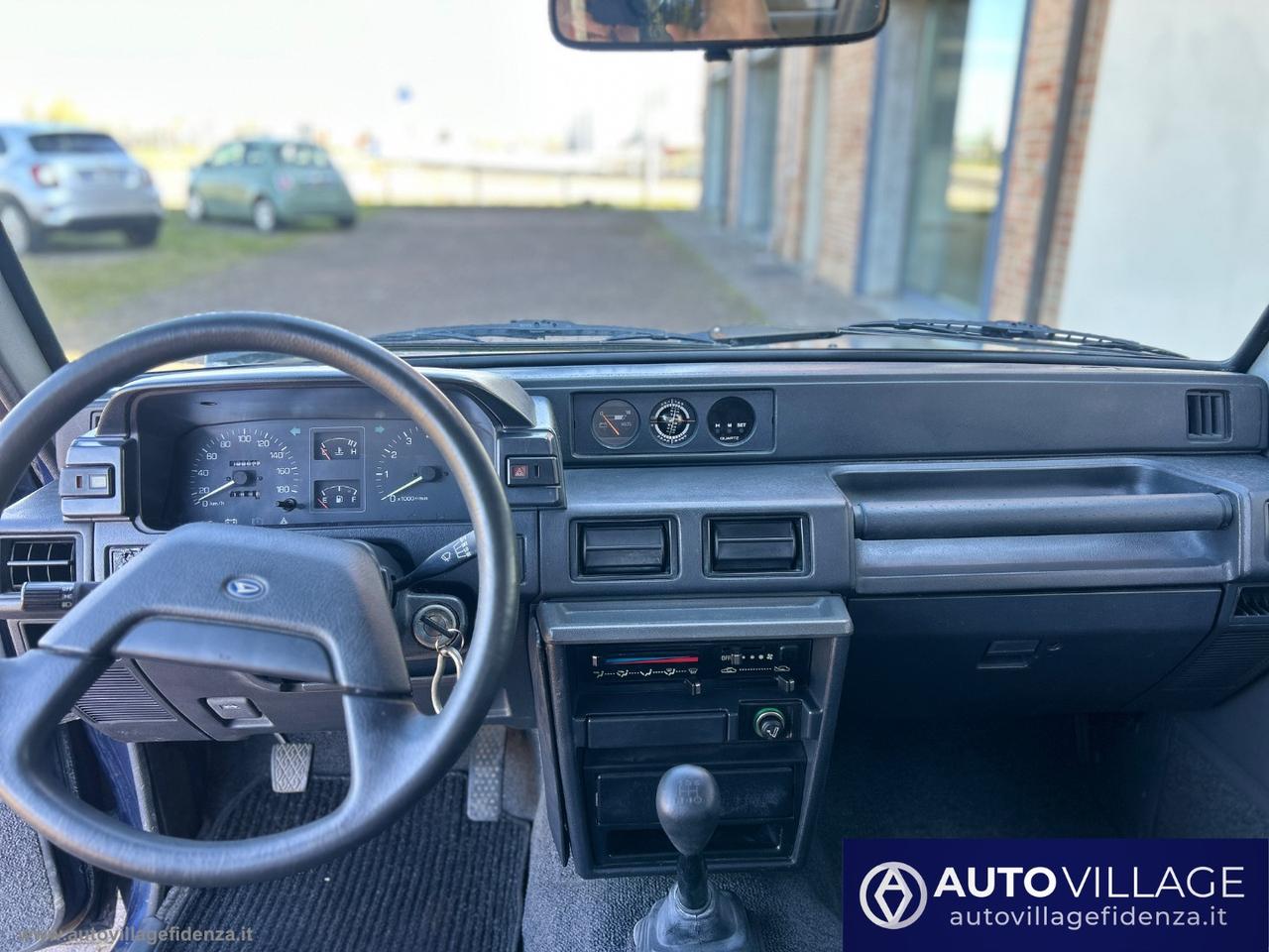 DAIHATSU Feroza 1.6i Resin-top DX