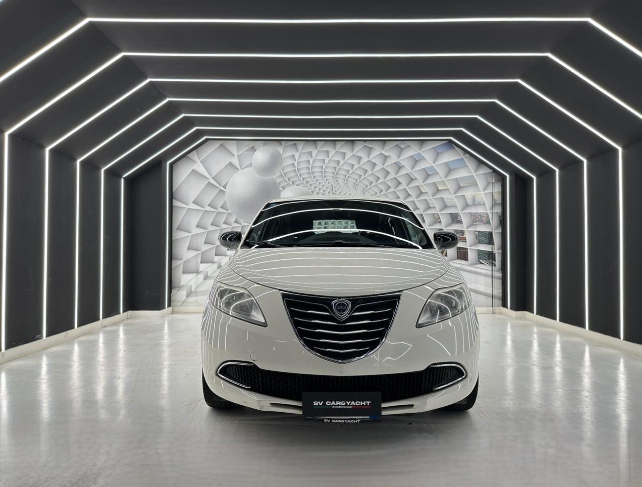 Lancia Ypsilon 1.2 69CV GPL-NEOPATENTANTI-KM CERTIFICATI-PERMUTE