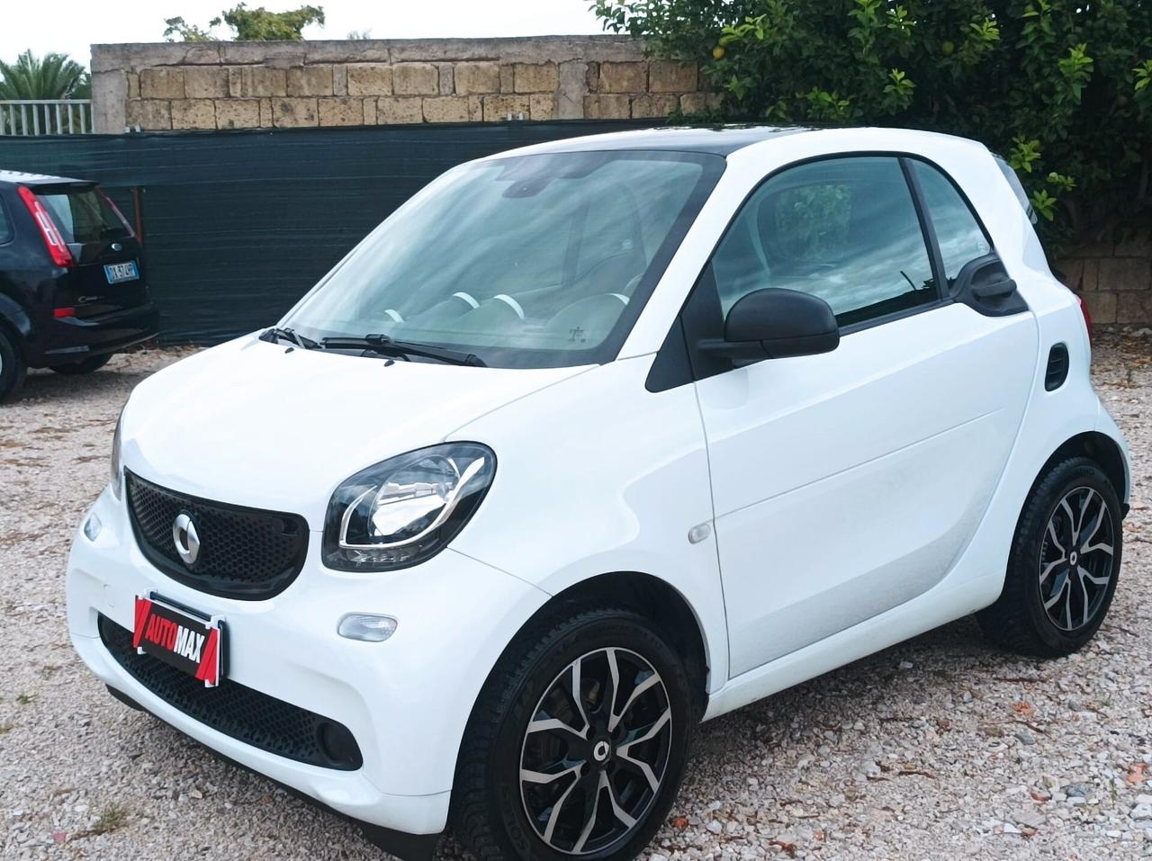 Smart ForTwo 70 1.0 black passion