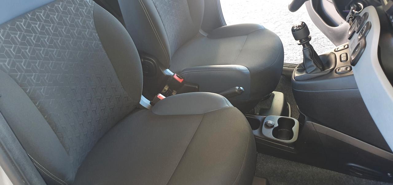 Fiat Panda 1.0 FireFly S&S Hybrid City Cross