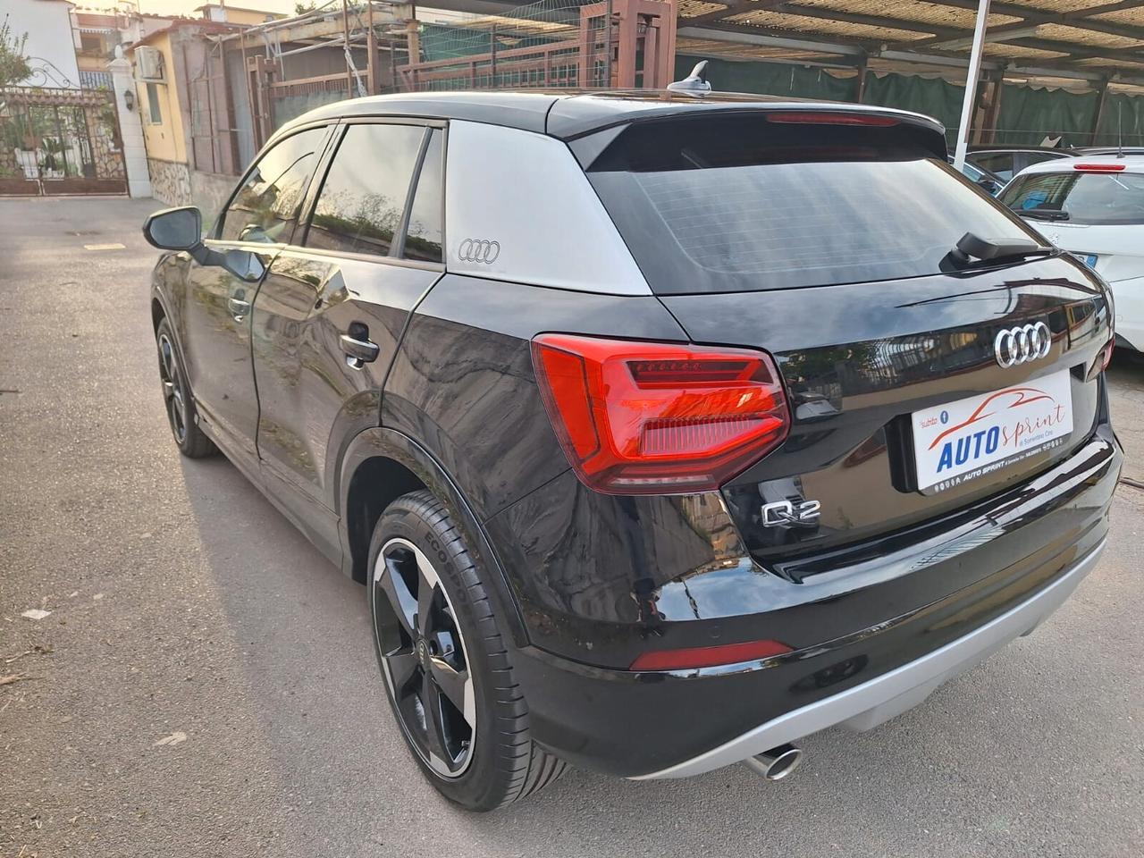 Audi Q2 30 TDI S tronic Identity Black