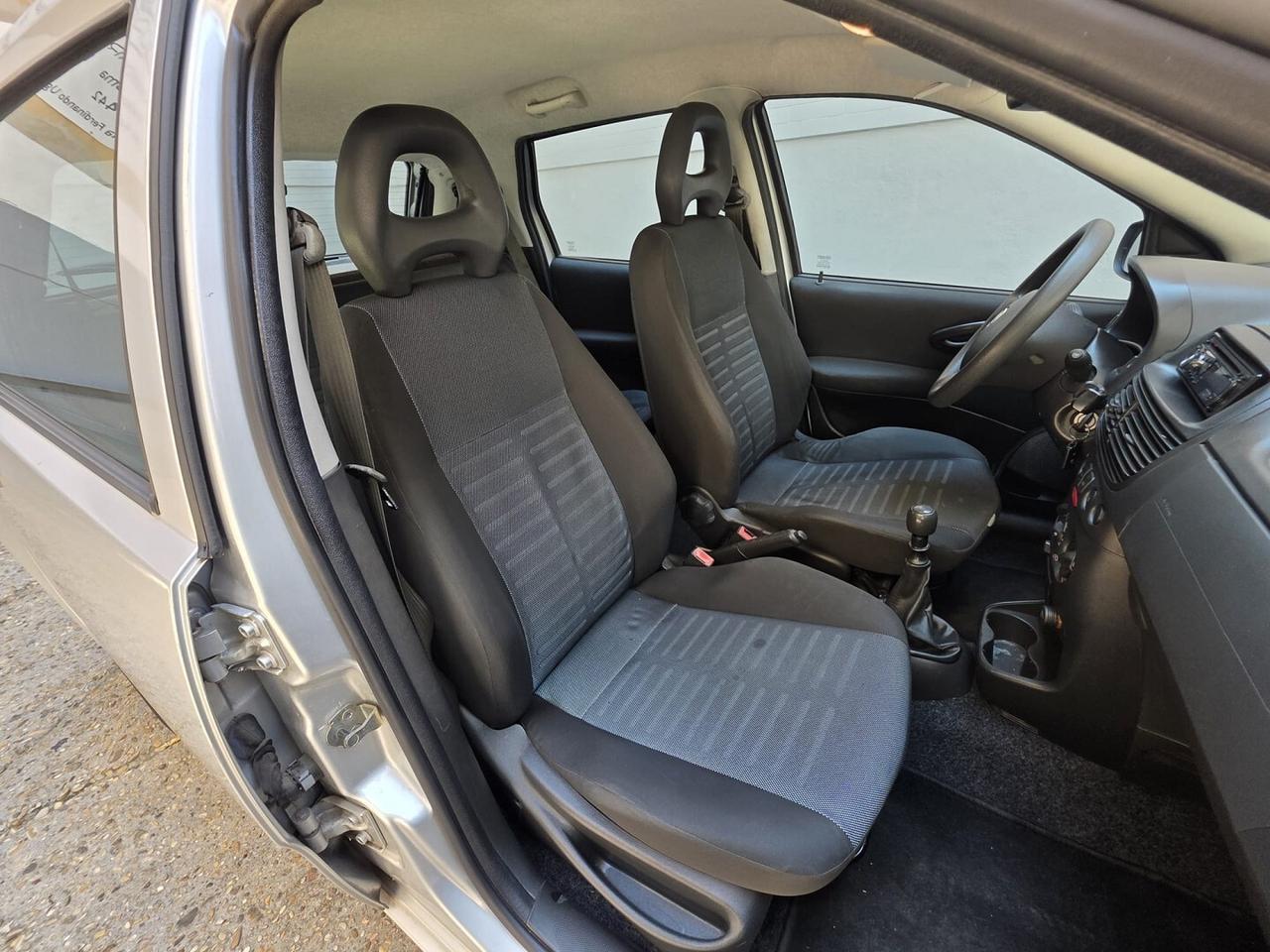 FIAT PUNTO 1.2 - ADATTA A NEOPATENTATI