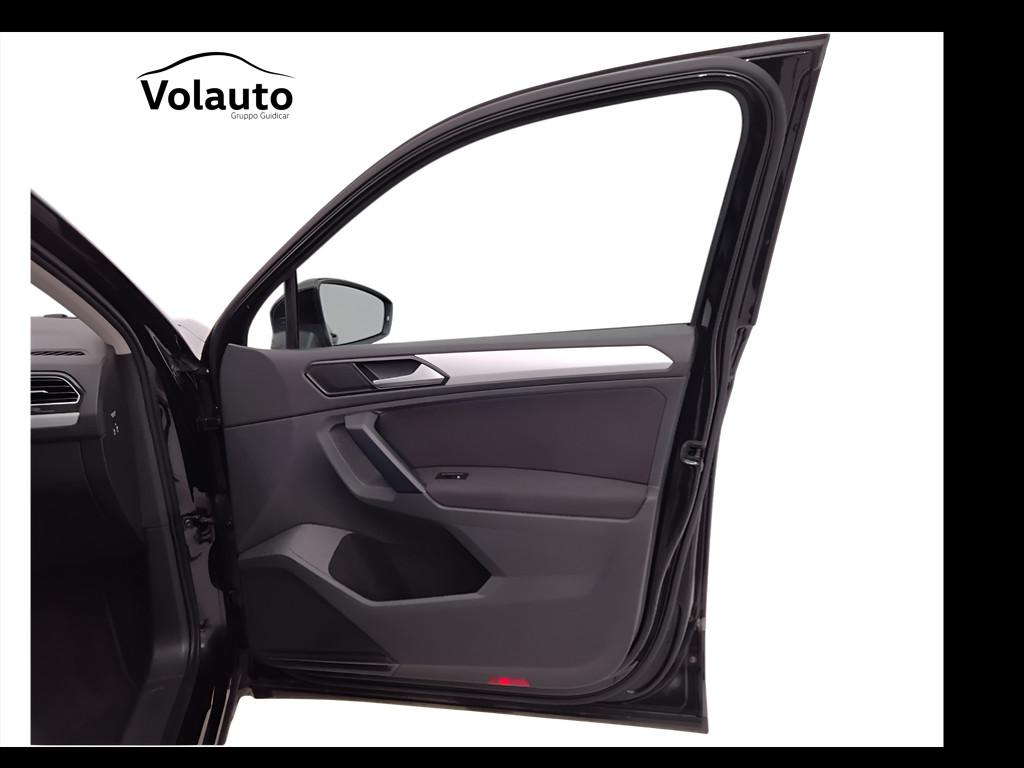 VOLKSWAGEN Tiguan II 2016 - Tiguan 2.0 tdi Business 150cv dsg