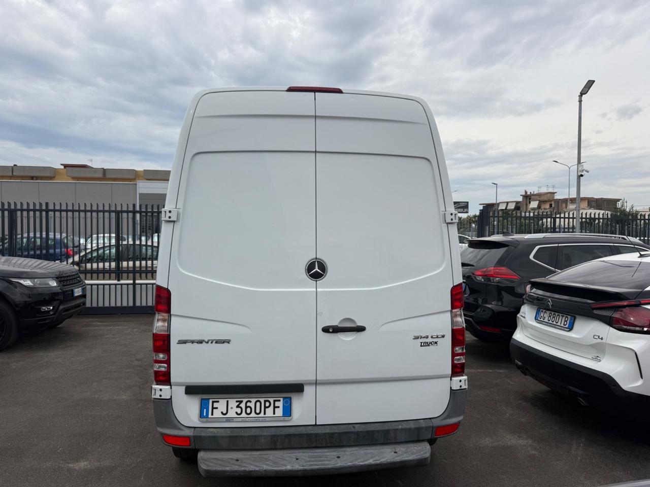 Mercedes Benz Sprinter