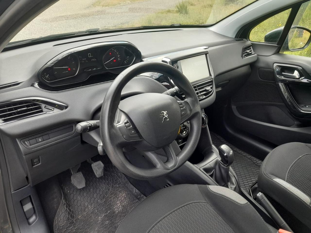 Peugeot 208 BlueHDi 75 5 porte Allure