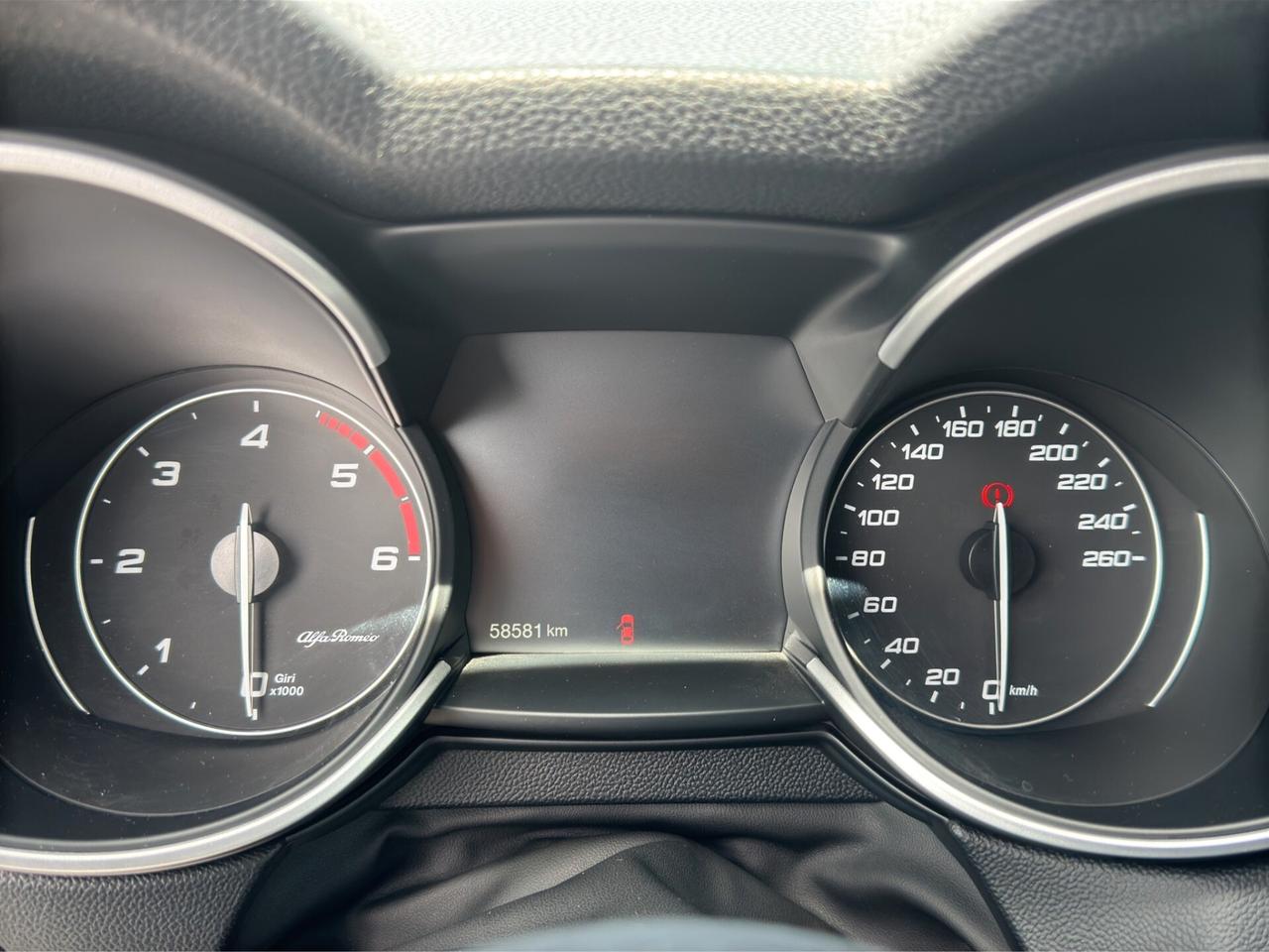 Alfa Romeo Stelvio 2.2 Turbodiesel 210 CV AT8 Q4 Veloce