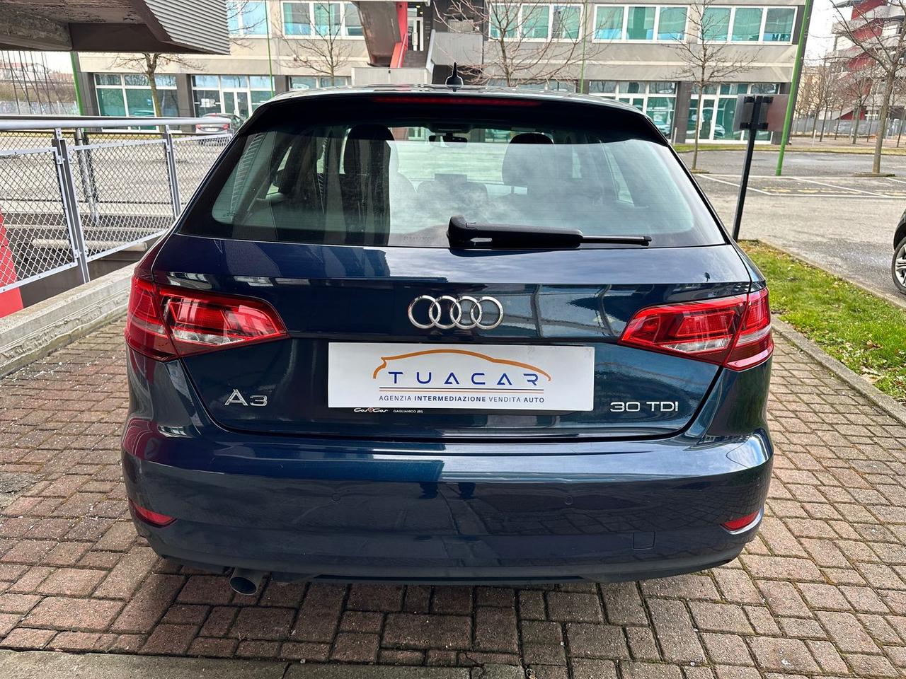 Audi A3 Business 1.6 30 TDI