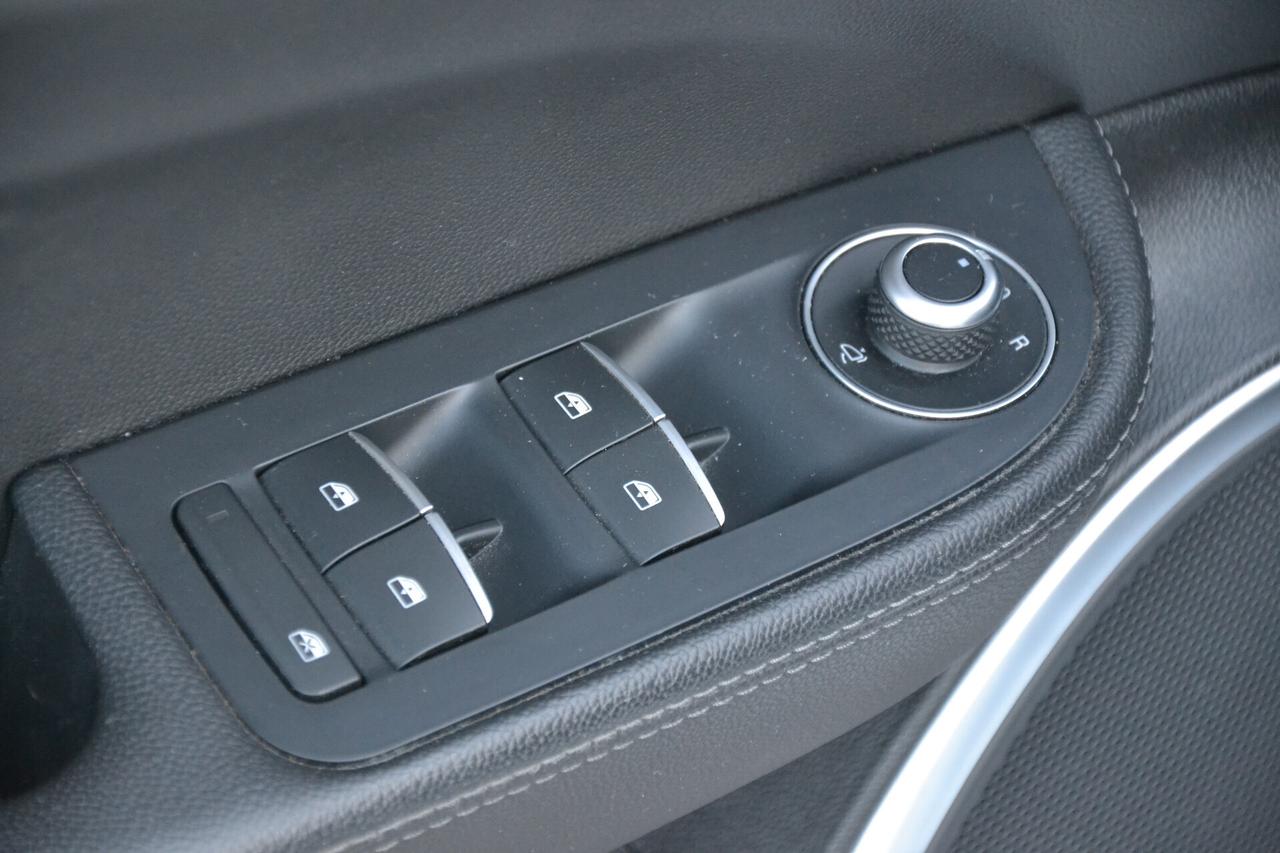 Alfa Romeo Giulia 2.2 160CV AT8 ROSSO EDIZIONE *PAD.F1-NAV-LED-TELEC