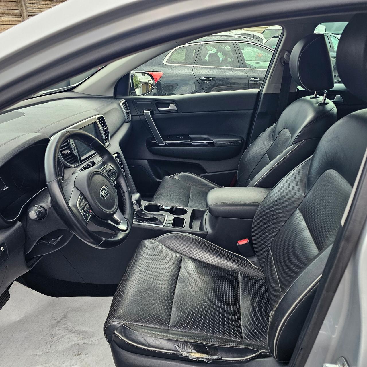 Kia Sportage 2.0 CRDI AWD Feel Rebel NEOPATENTATI OK