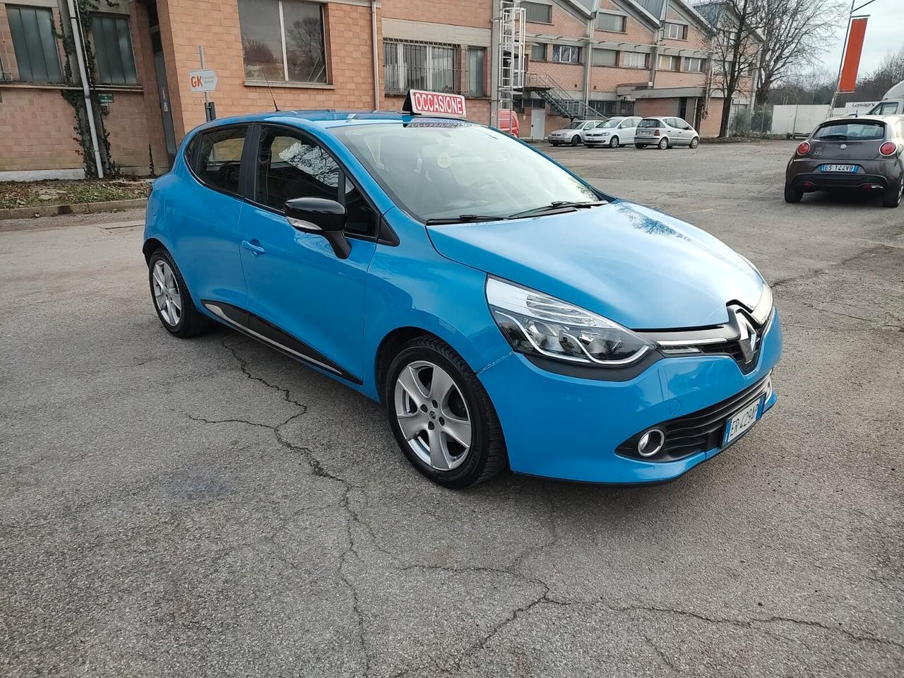 Renault Clio 1.5 dCi 8V 75CV 5 porte Live, EURO 5B, OK NEOPATENTATI, GARANZIA L.12 MESI