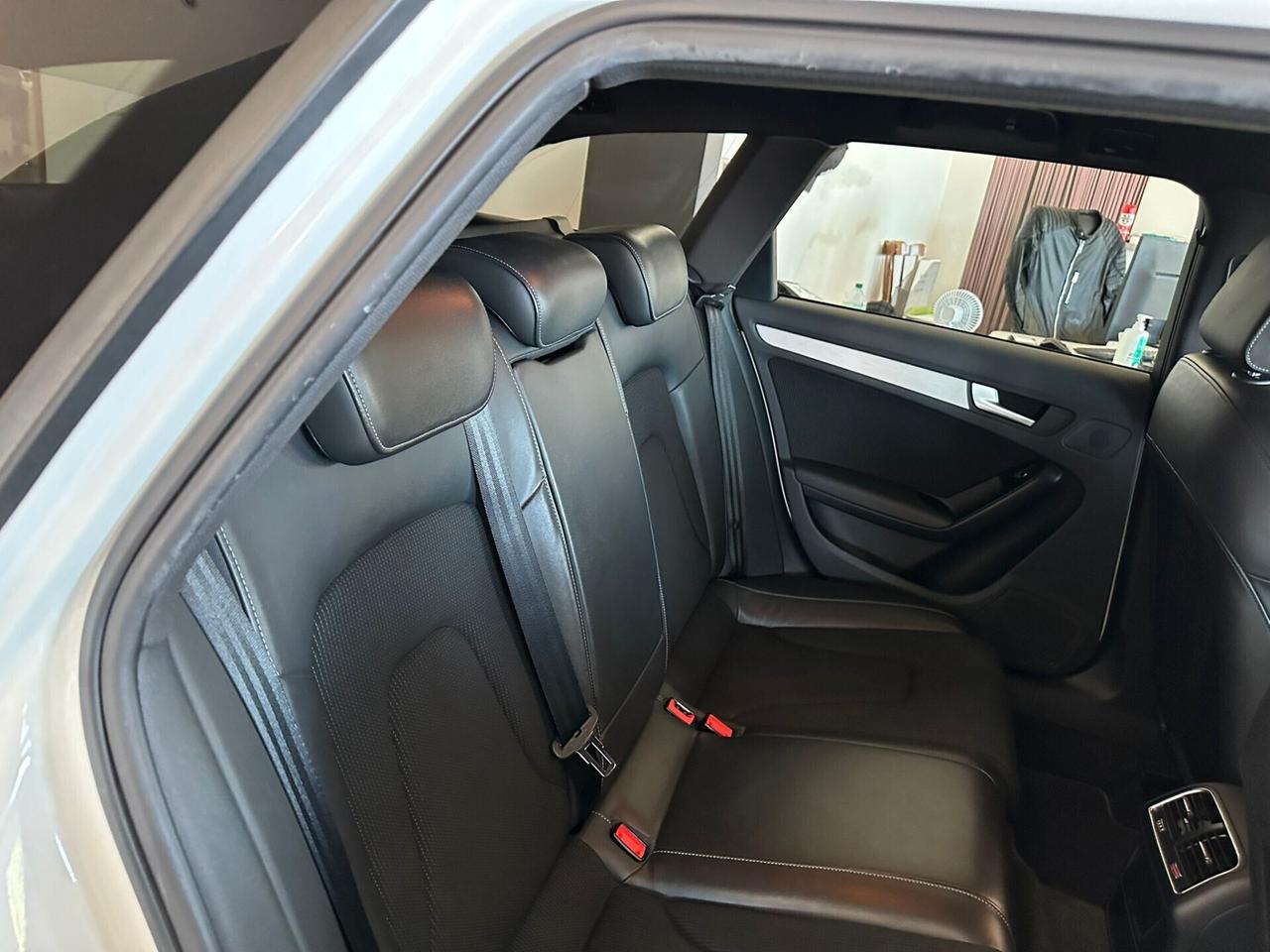 Audi A4 Avant 2.0 TDI 177CV quattro Business Plus S-LINE AUTOMATICA