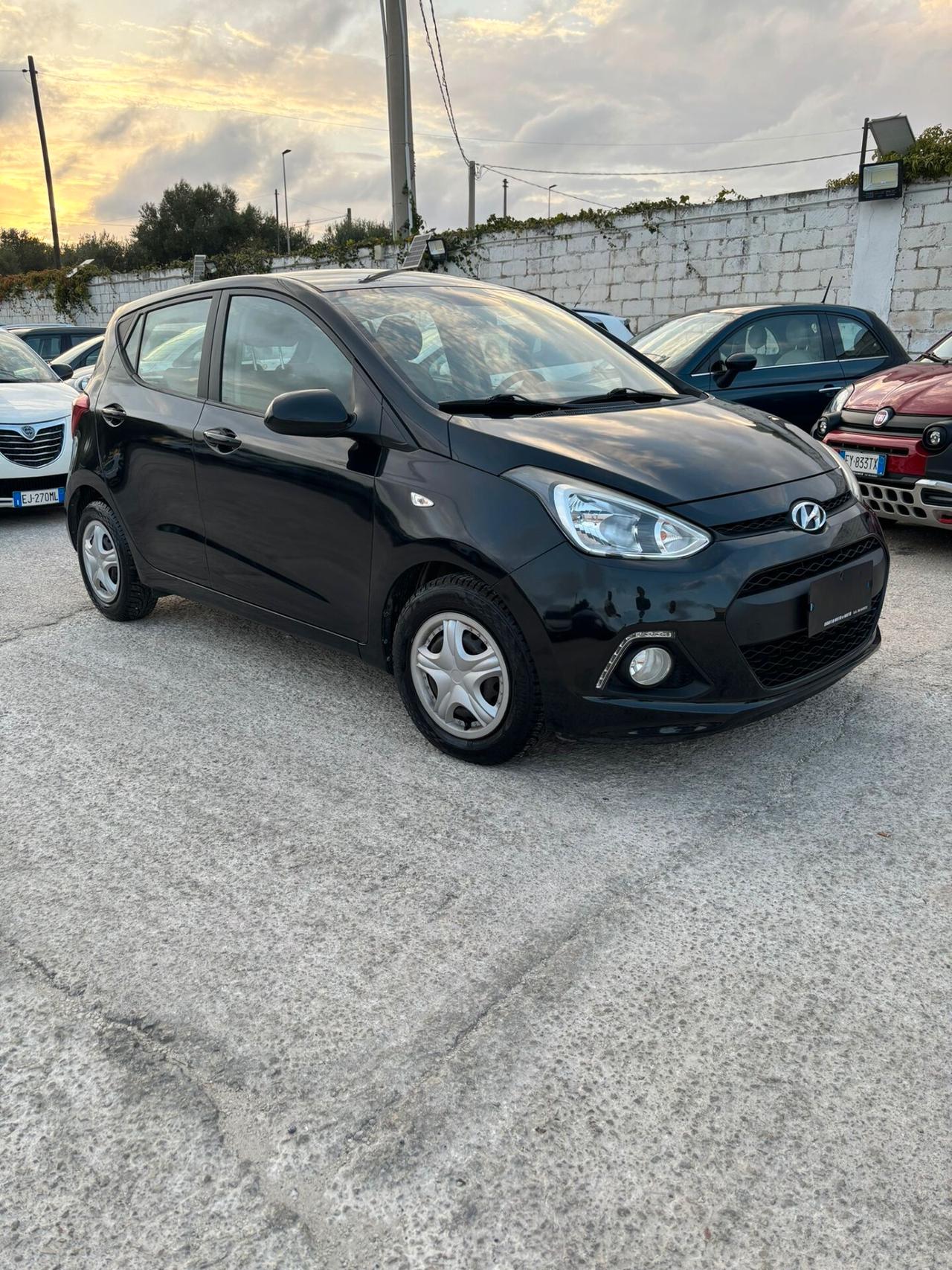 Hyundai i10 1.0 MPI Sound Edition