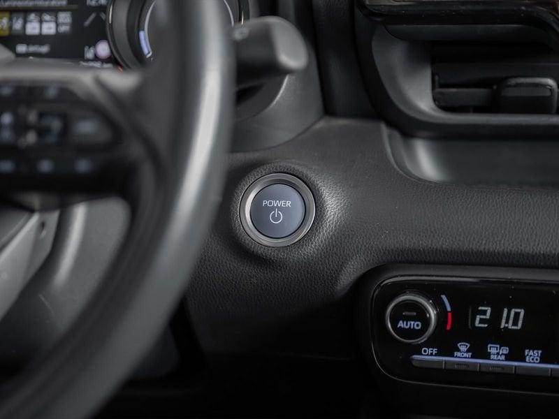 Toyota Yaris Yaris 1.5 Hybrid 5 porte Lounge