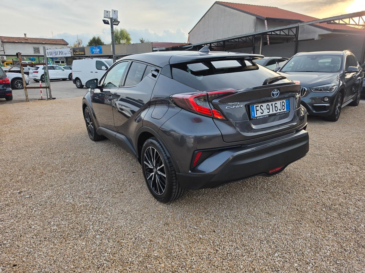 Toyota C-HR 1.8 Hybrid E-CVT Lounge