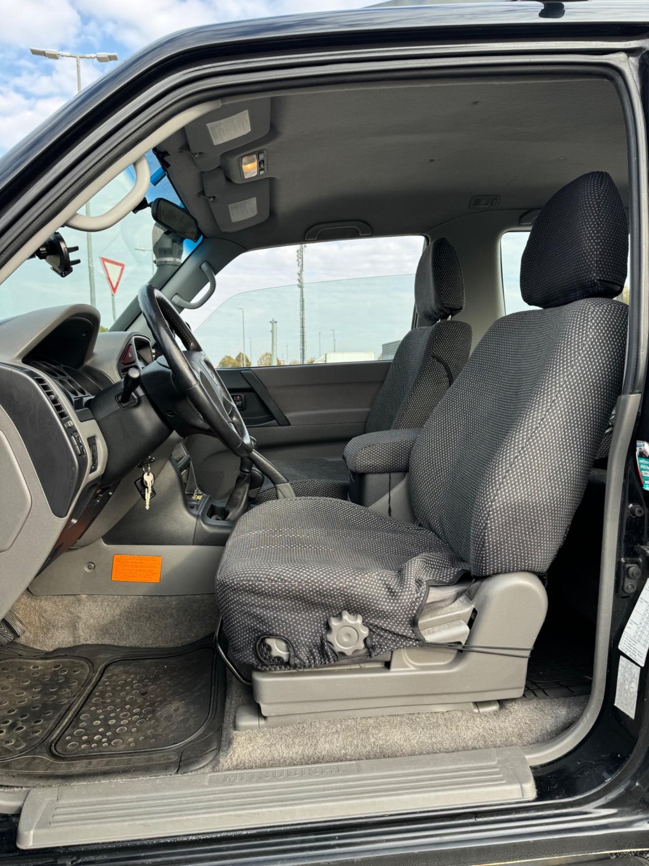 Mitsubishi Pajero 3.2 16V DI-D 3p. GLS2