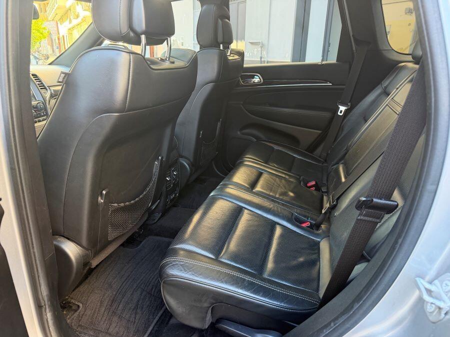 jeep grand cherokee 3.0 mjet overland certificata