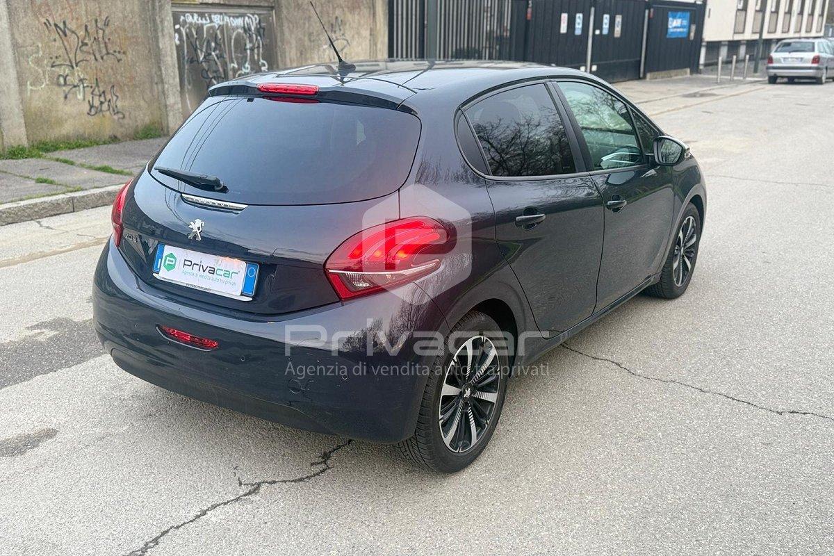 PEUGEOT 208 1° serie PureTech 82 Stop&Start 5 porte Signature