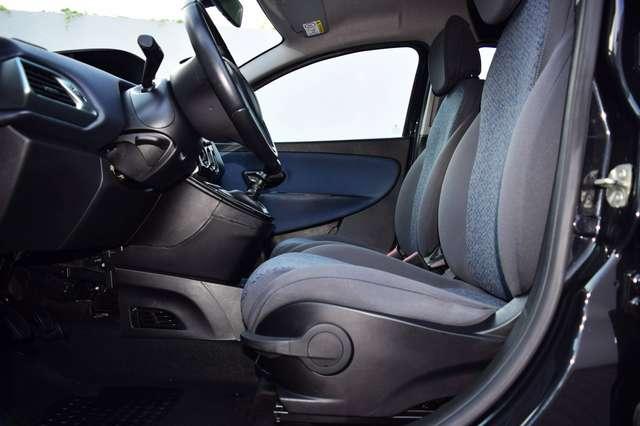 Lancia Ypsilon 1.0 Firefly Hybrid 70 cv Gold