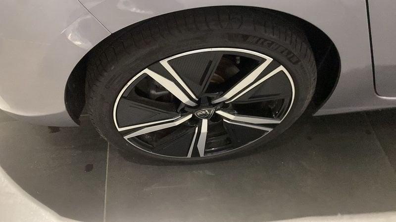Peugeot 308 PureTech Turbo 130 S&S EAT8 GT