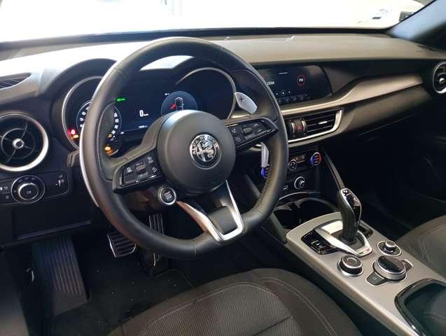 Alfa Romeo Stelvio 2.2d 160cv Sprint Navi+Palette al Vol.+Camera