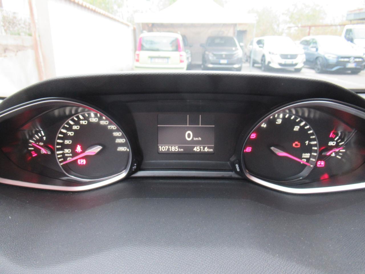 Peugeot 308 BlueHDi 130 S&S Business