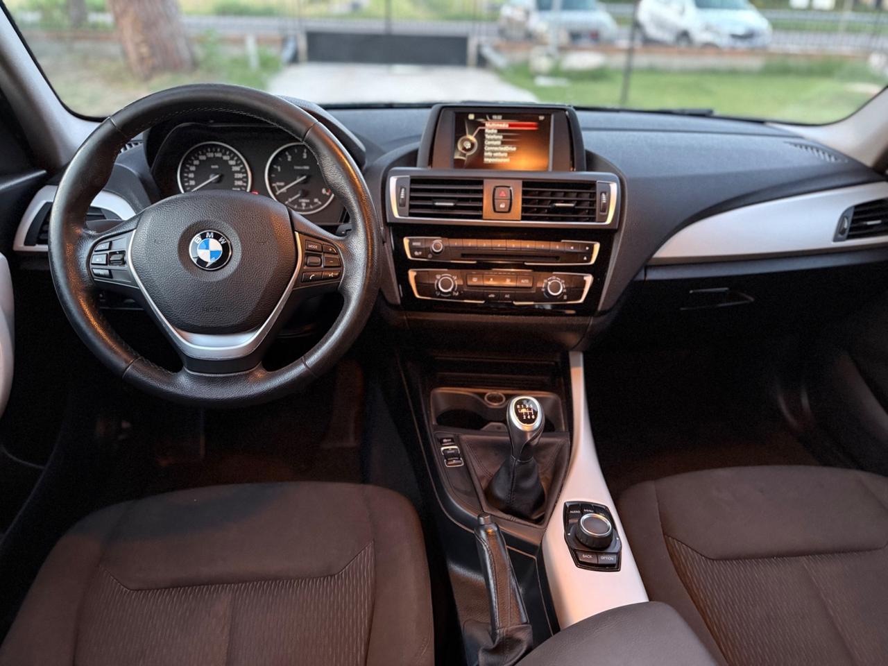Bmw 116 116d 5p. Urban