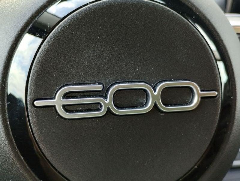 FIAT 600 600 1.2 hybrid Pop 110cv auto