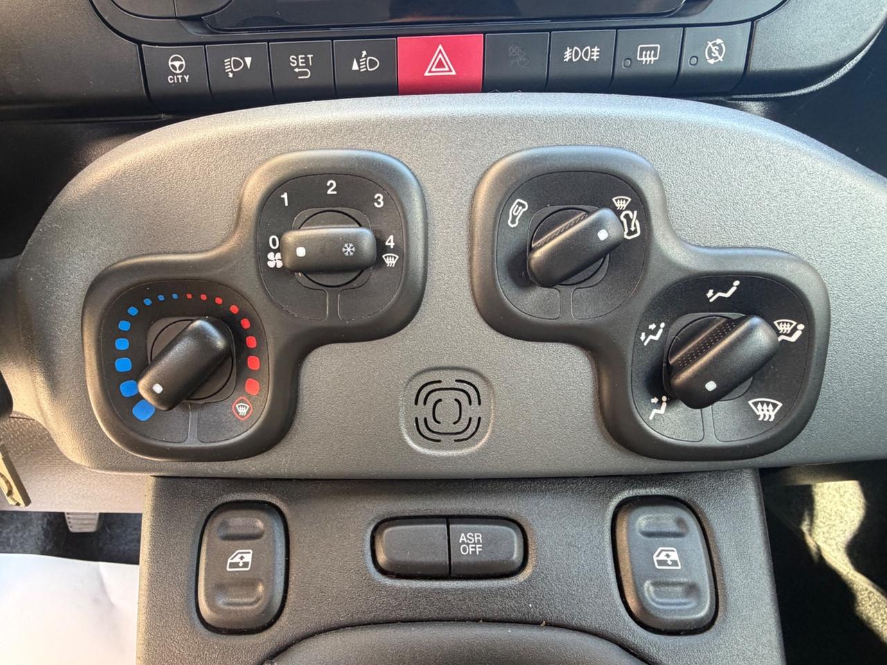 Fiat Panda 1.0 FireFly S&S Hybrid City Cross