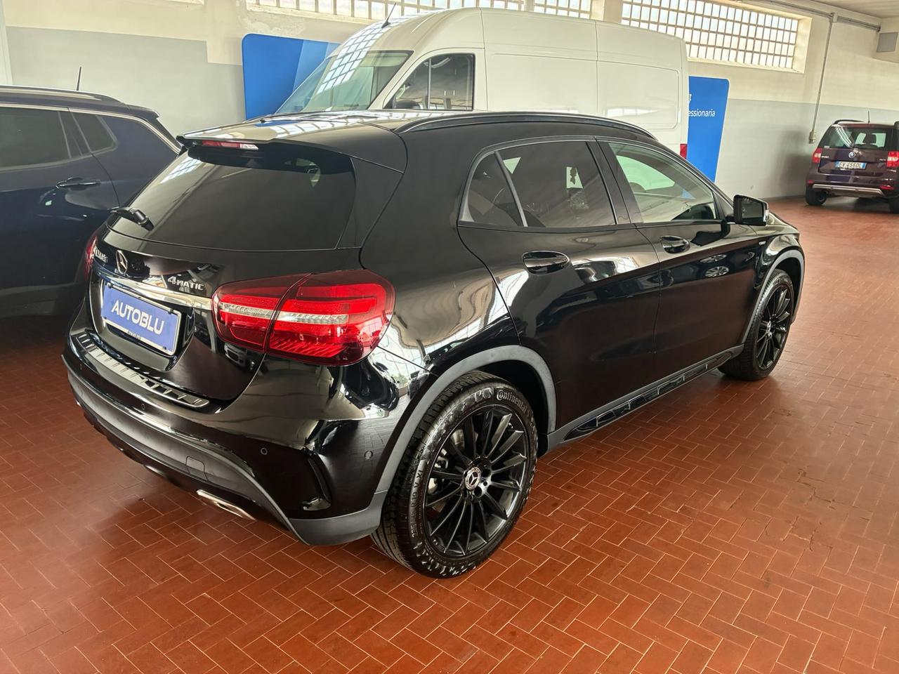 Mercedes-Benz GLA 200 d night edition 4matic auto