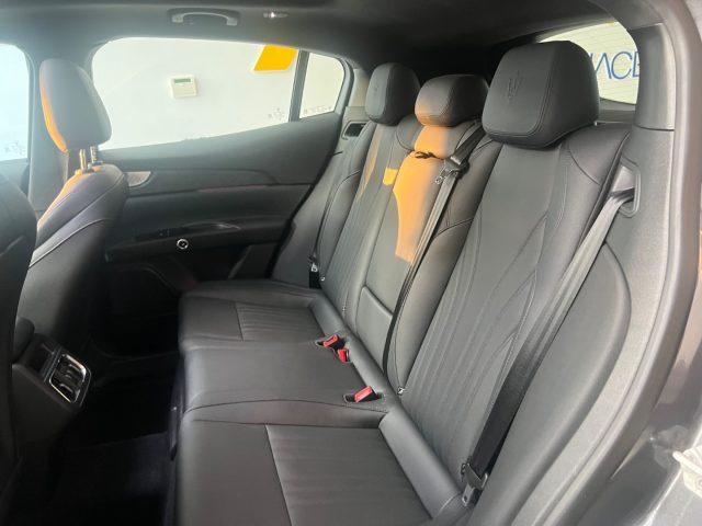 MASERATI Grecale MHEV 300 CV AWD GT tetto panoramico da?549,00
