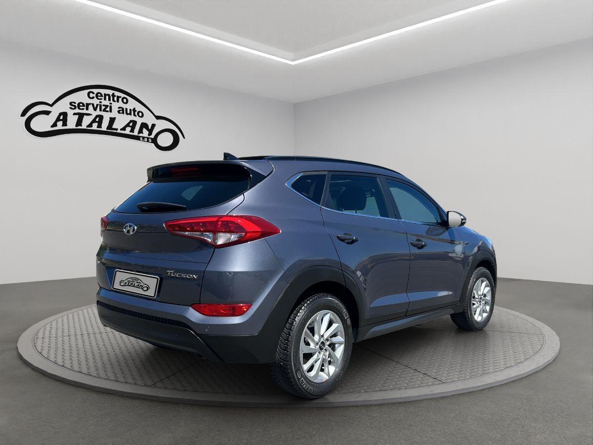 HYUNDAI - Tucson - 1.7 CRDi 115CV XPossible TETTO APRIBILE TELECAMERA