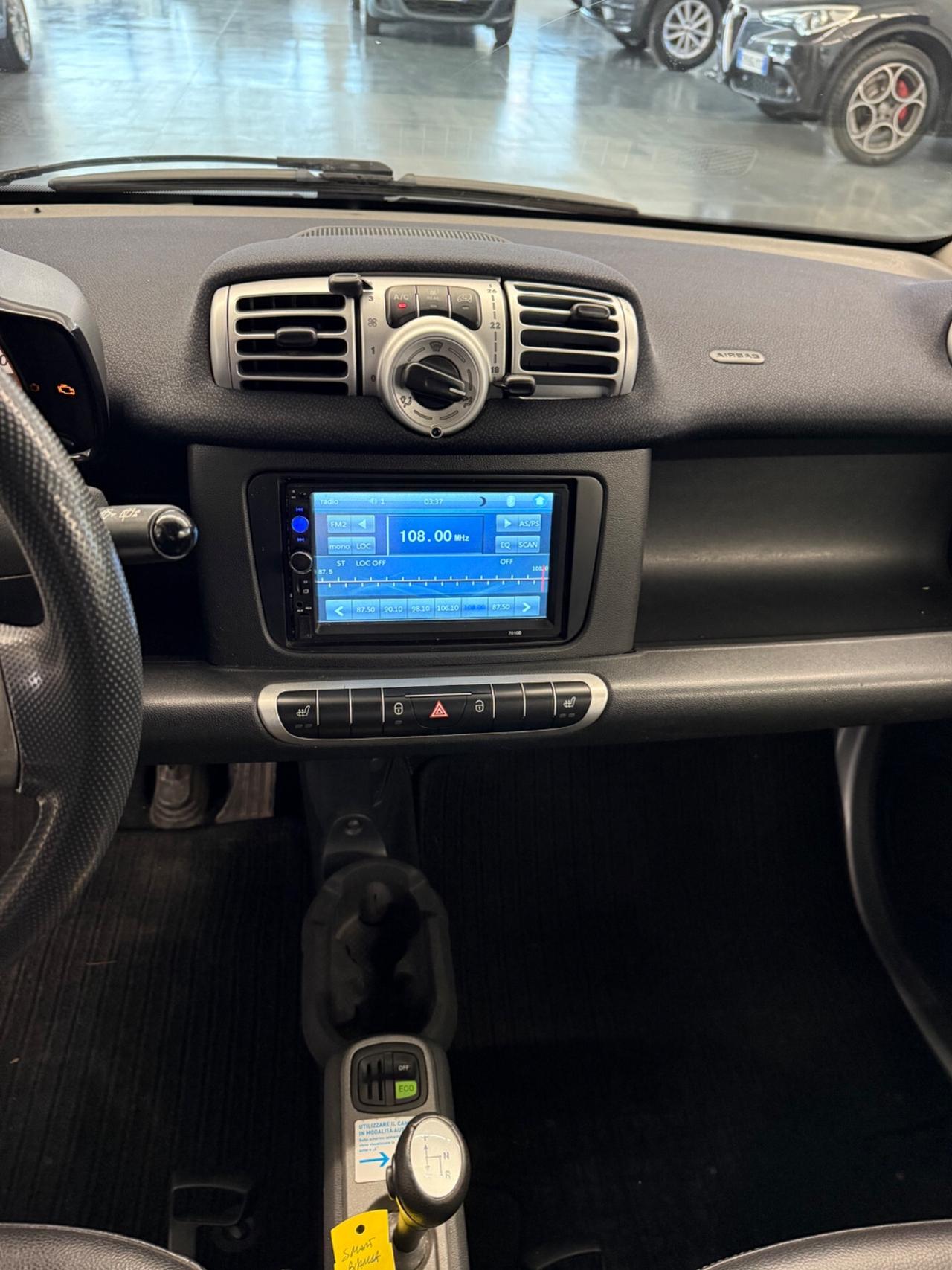 Smart ForTwo 1000 45 kW MHD coupé pure