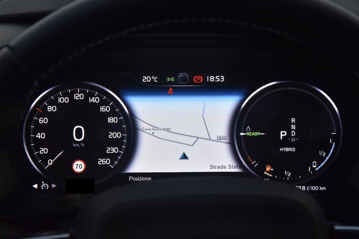 Volvo XC40 T4 Recharge Plug-in Inscription Expression