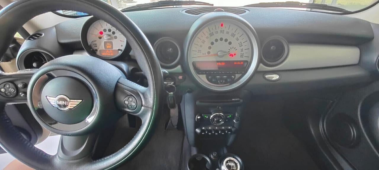 Mini Cooper Coupe 1.6 Coupé