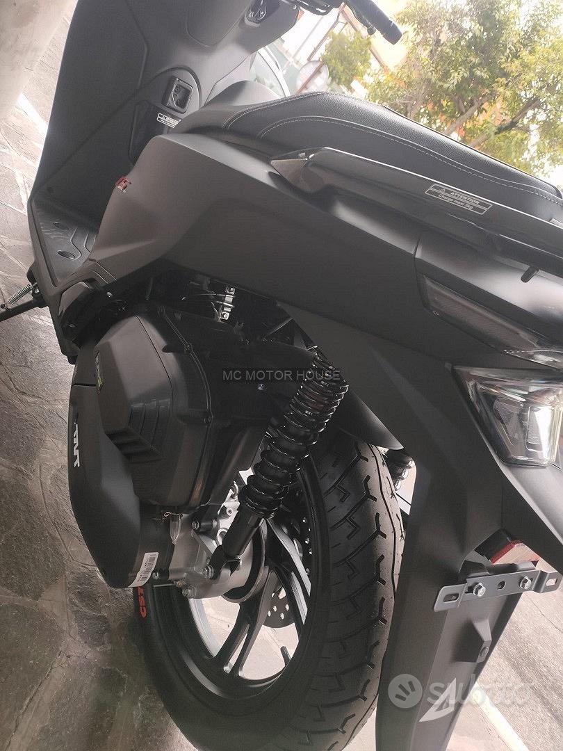 Tnt xcs 125 +nuovo+rate no busta+0maggi0 casco+