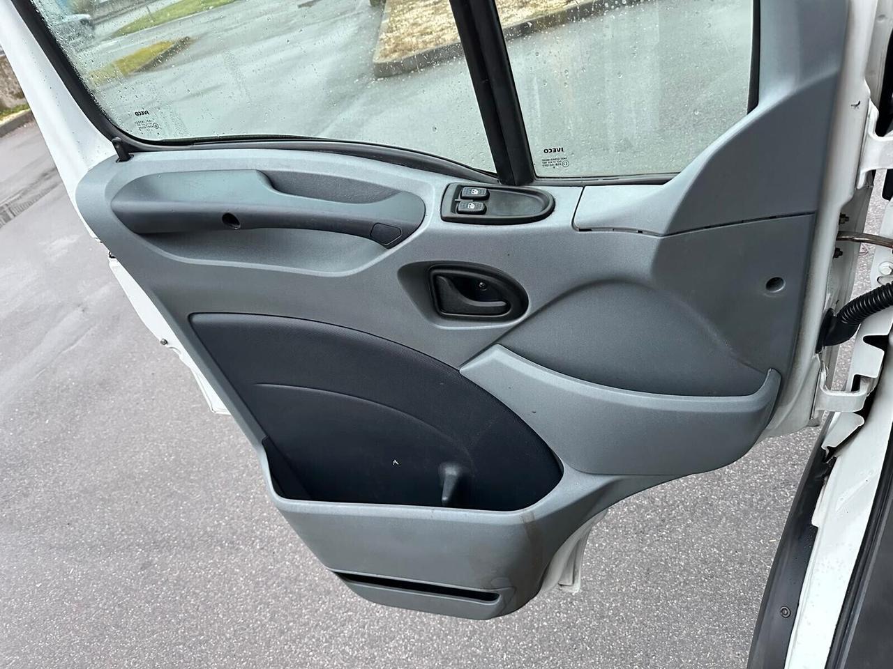 IVECO DAILY CON FRIGO