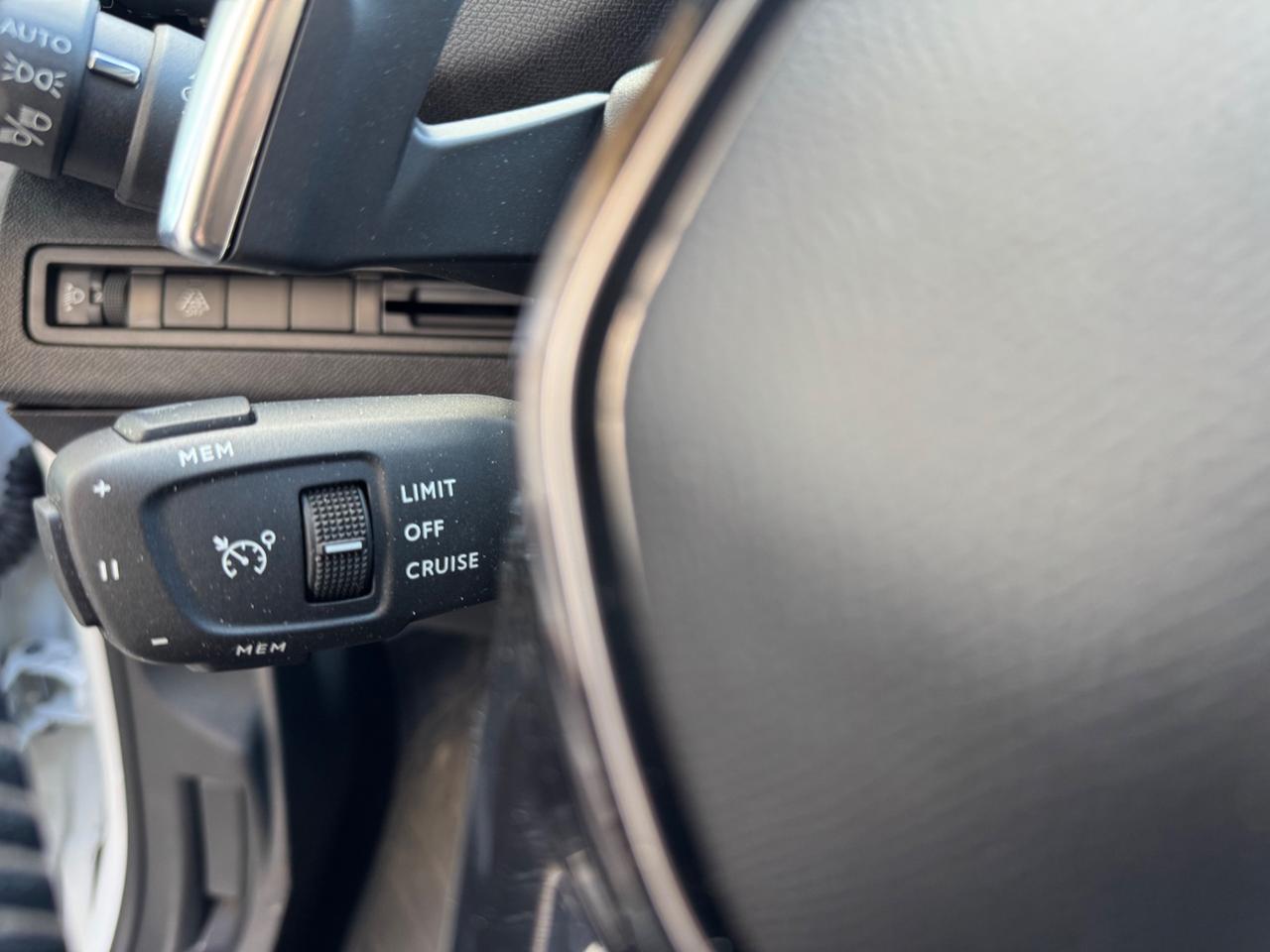 Peugeot 5008 BlueHDi 130 S&S EAT8 Allure Pack