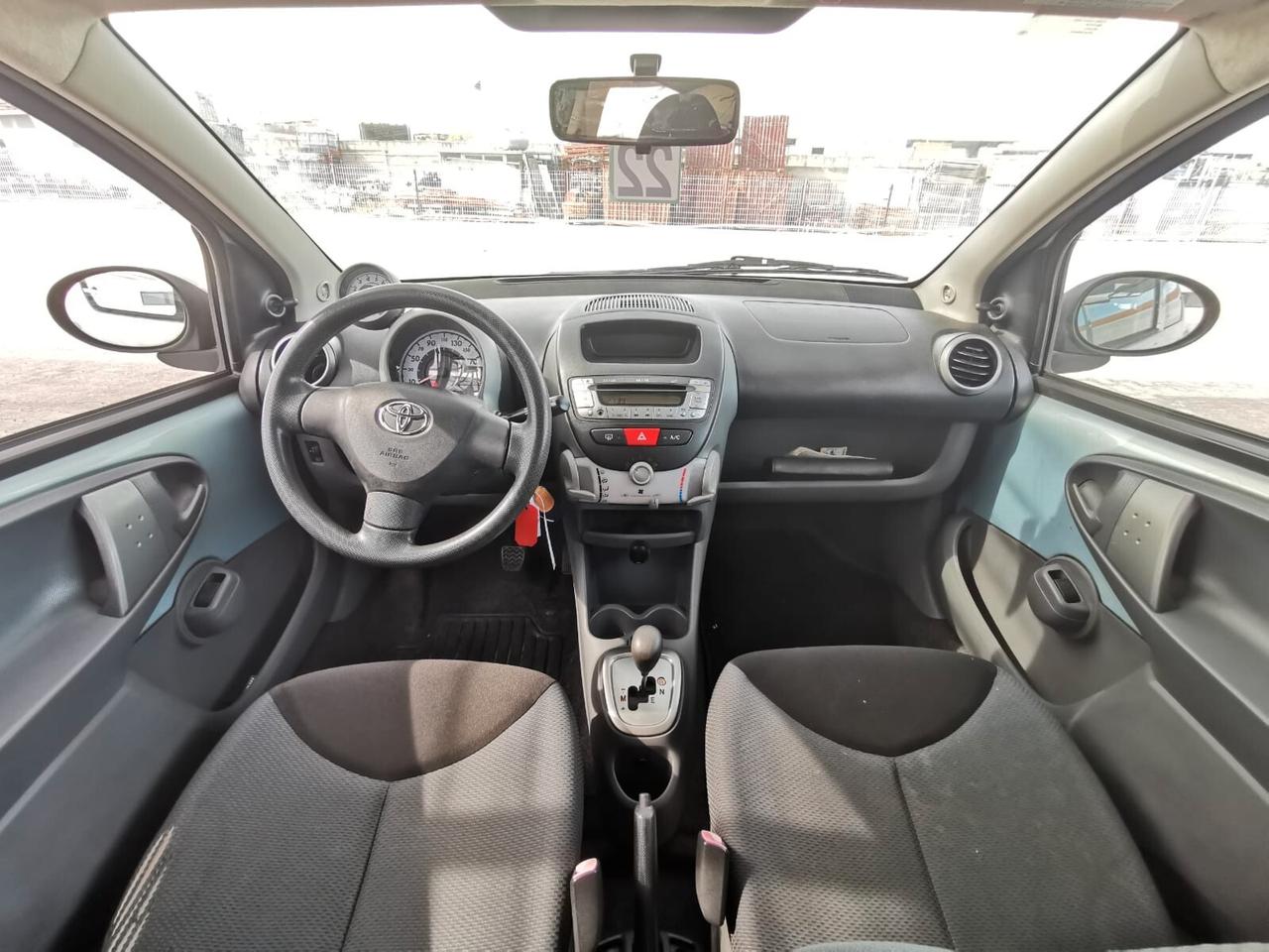 Toyota Aygo 1.0 12V VVT-i 5P. Sol autom