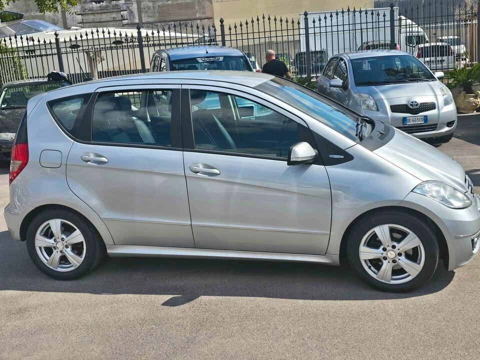 Mercedes-benz A 160 A 160 CDI BlueEFFICIENCY Elegance