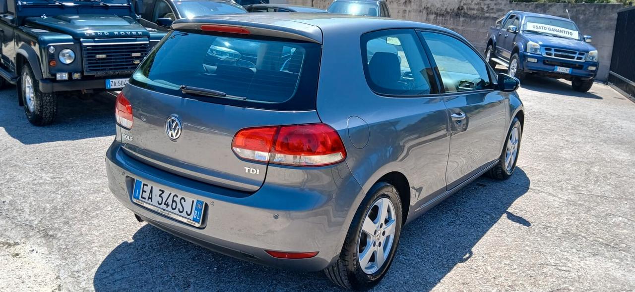 Volkswagen Golf 6° 1.6 TDI DPF 3p. Highline - 2010