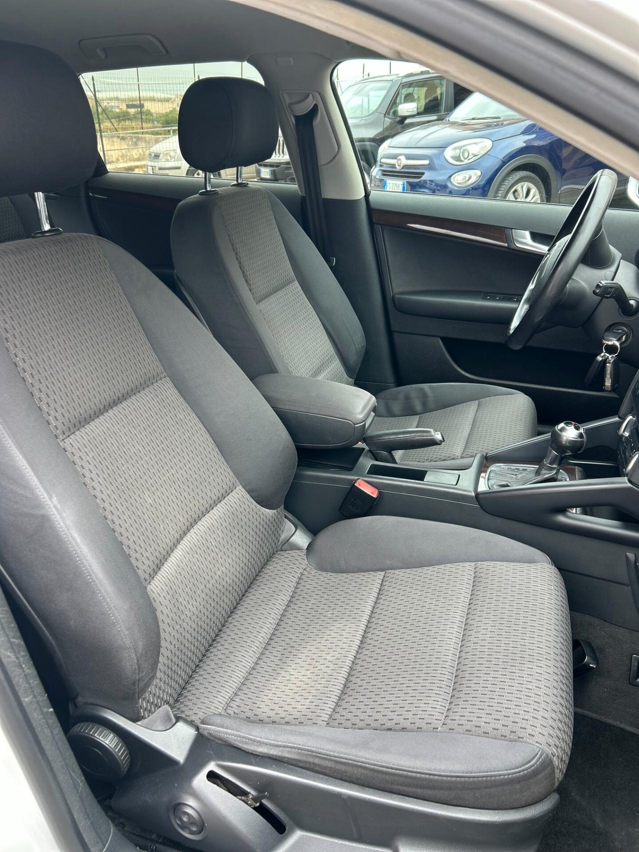 Audi A3 SPB 2.0 TDI 140cv S tronic Attraction