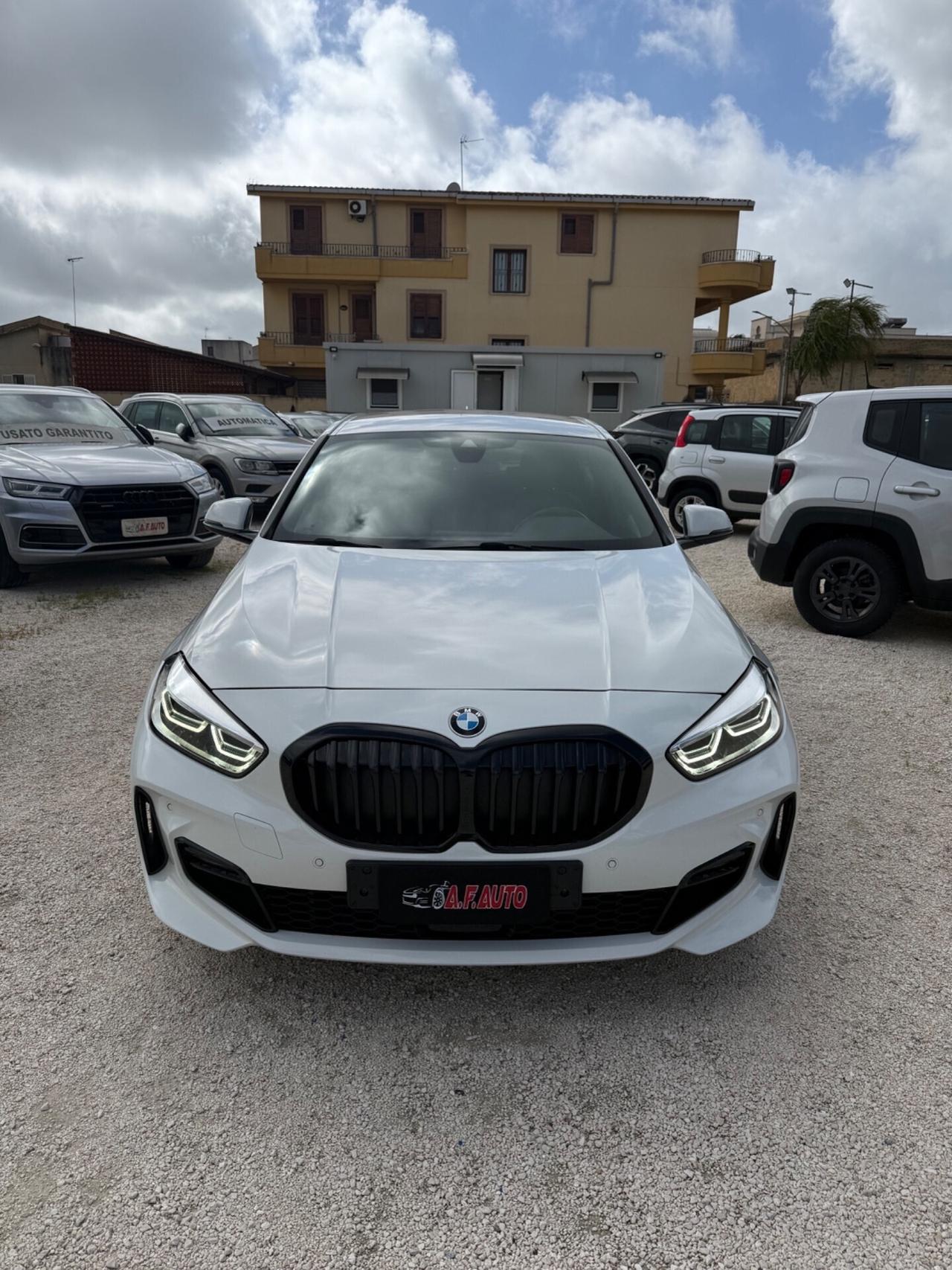 Bmw 118d 5p. Msport