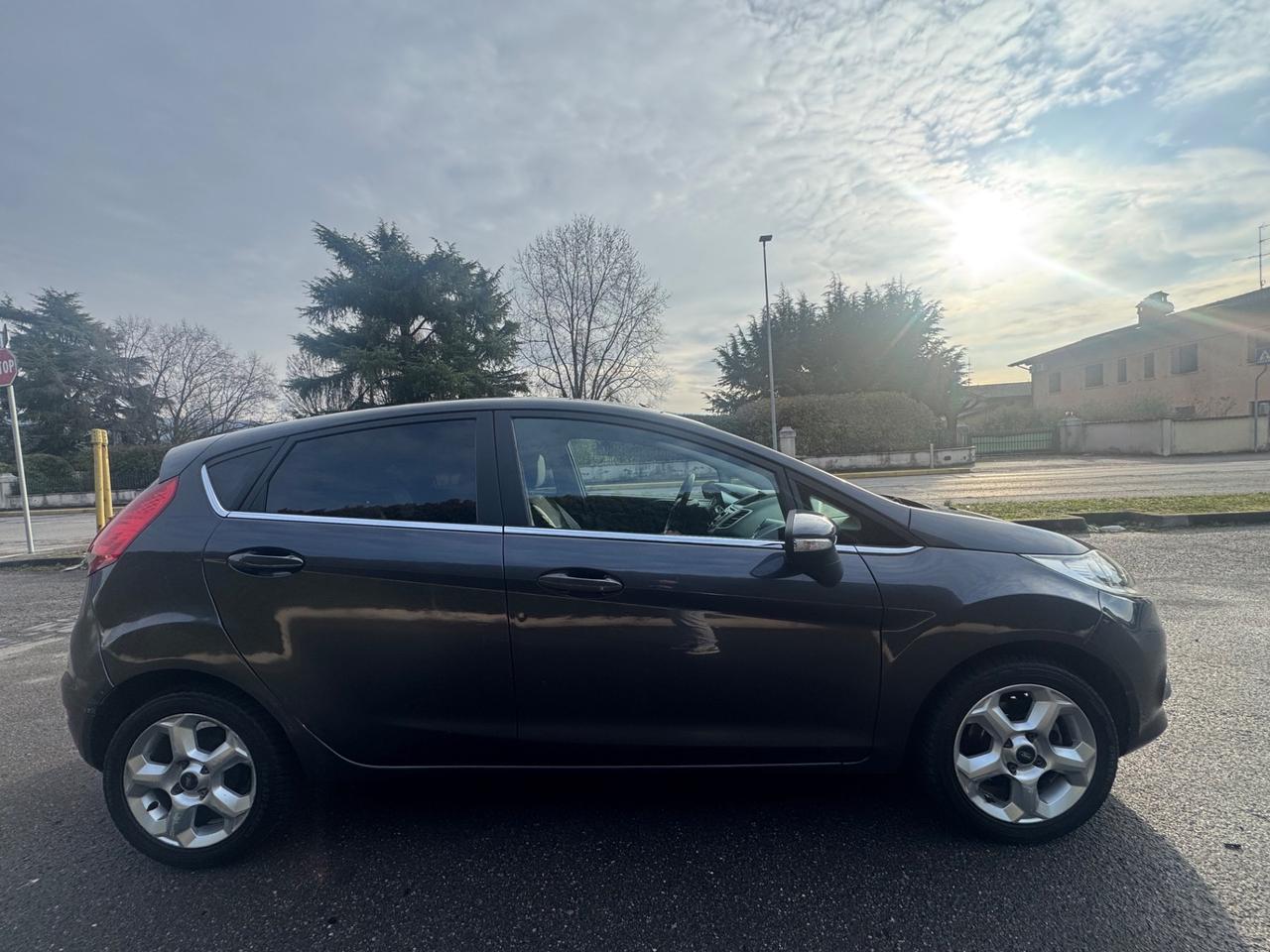 Ford Fiesta Fiesta+ 1.4 5 porte Bz.- GPL