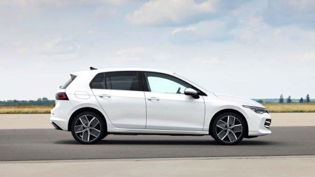 VOLKSWAGEN Golf 1.5 eTSI 115 CV DSG Edition Plus