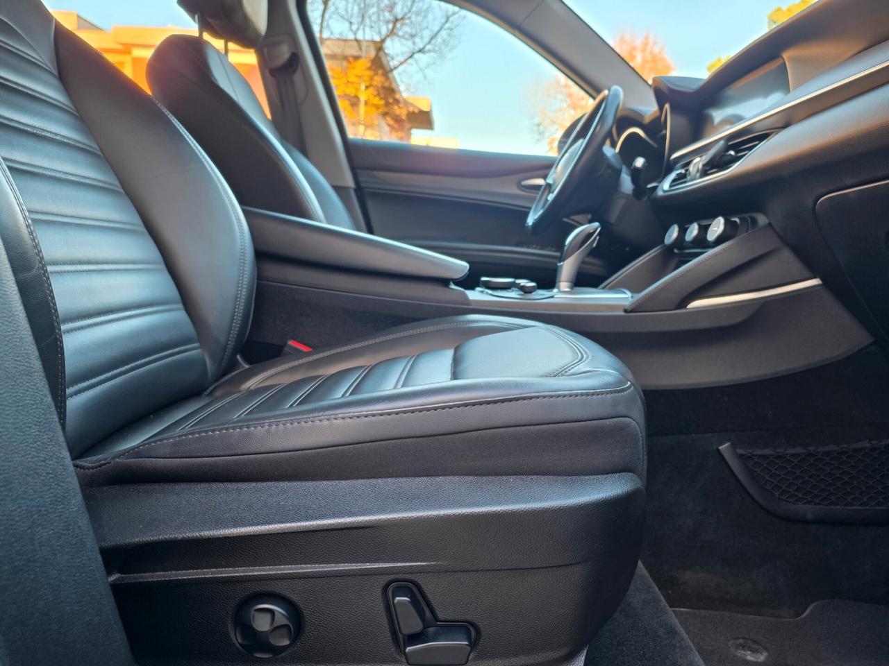 Alfa Romeo Stelvio 2.0 Turbo 280 CV AT8 Q4 Executive