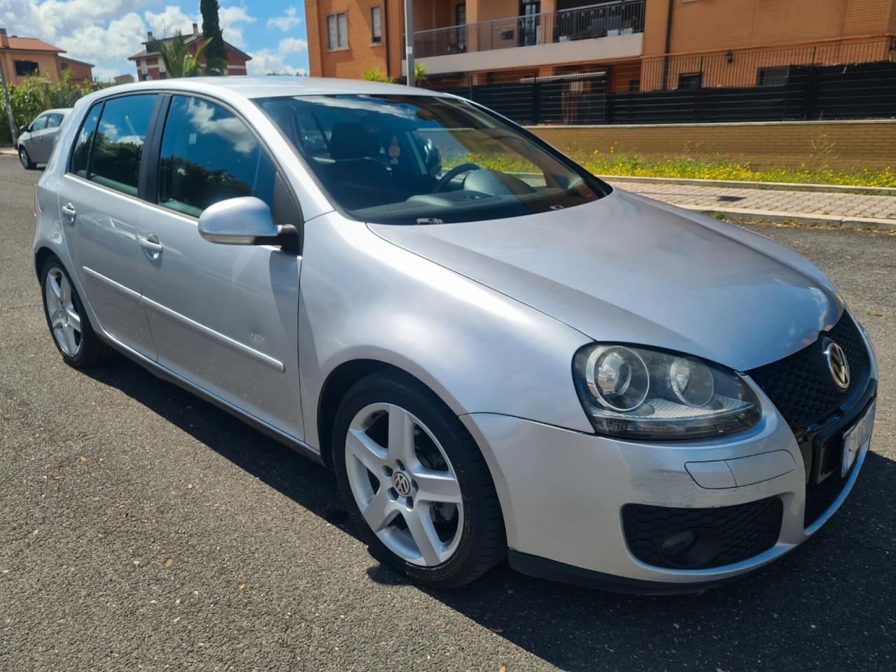 Volkswagen Golf 2.0 16V TDI 5p. Comfortline