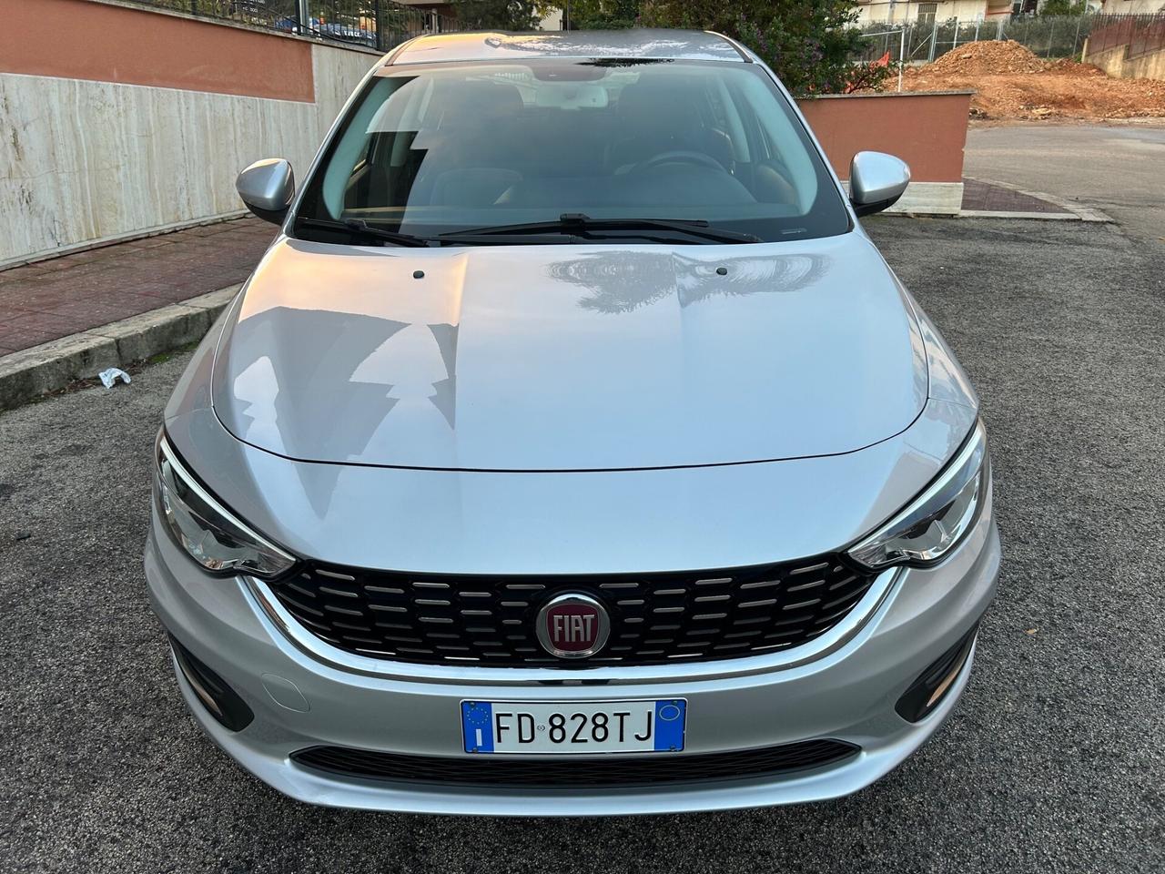 Fiat Tipo 1.6 Mjt lounge unico proprietario