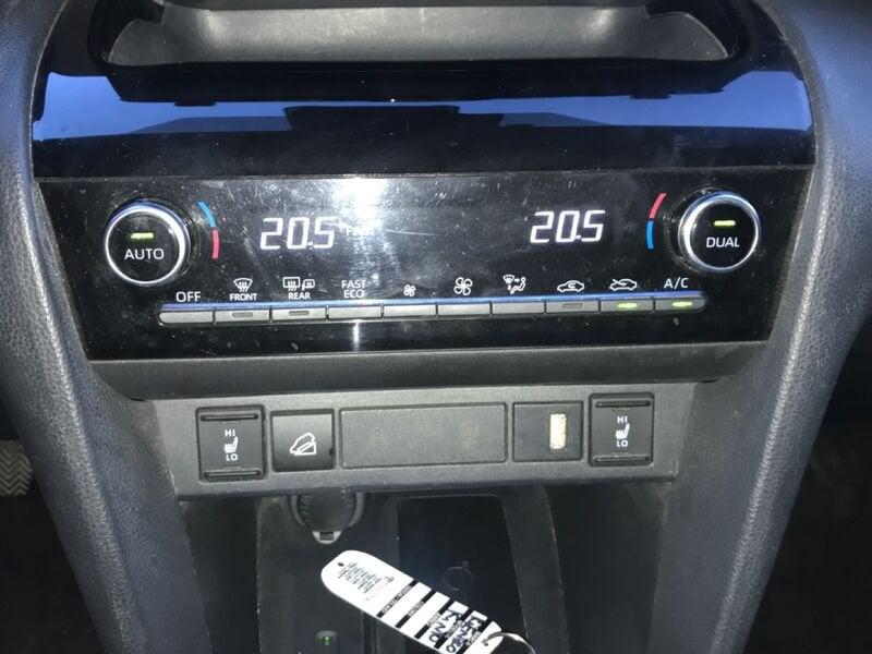 Toyota Yaris Cross 1.5H (116 CV) E-CVT Lounge AWD-i