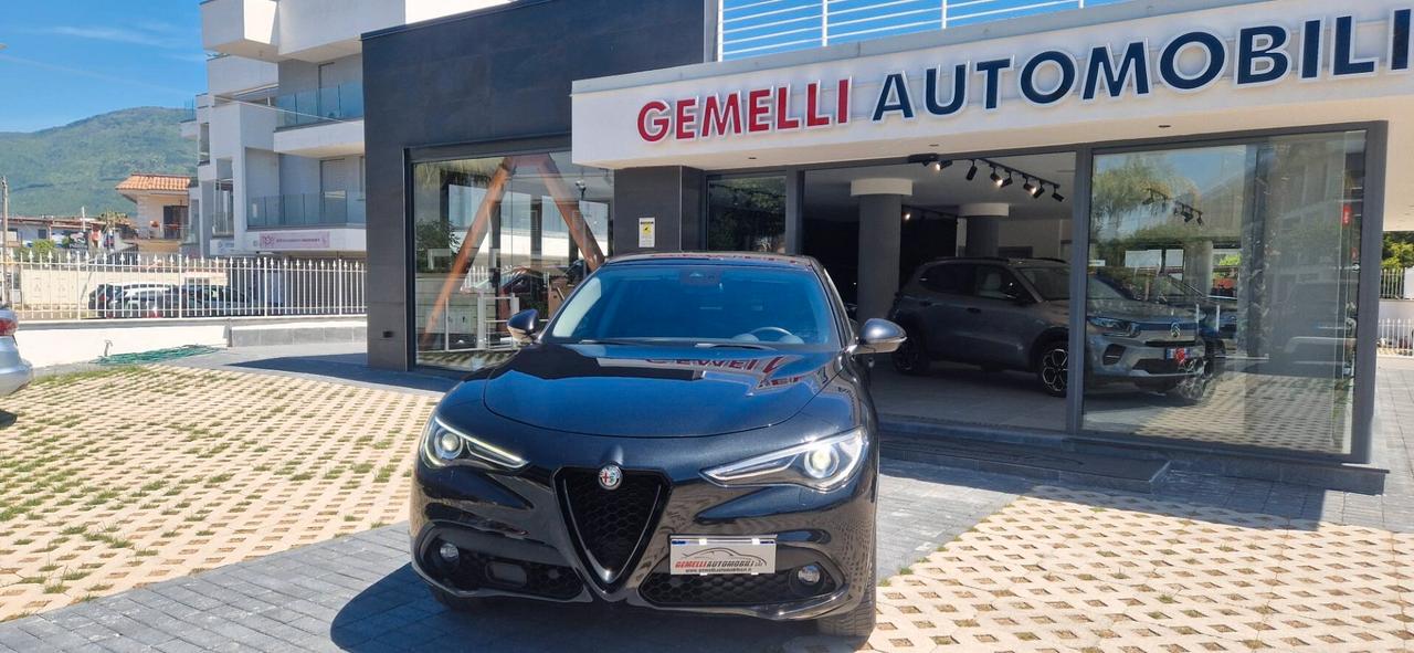 Alfa Romeo Stelvio 2.2 210 CV AT8 Q4 Executive 11/2019 ITALIANA