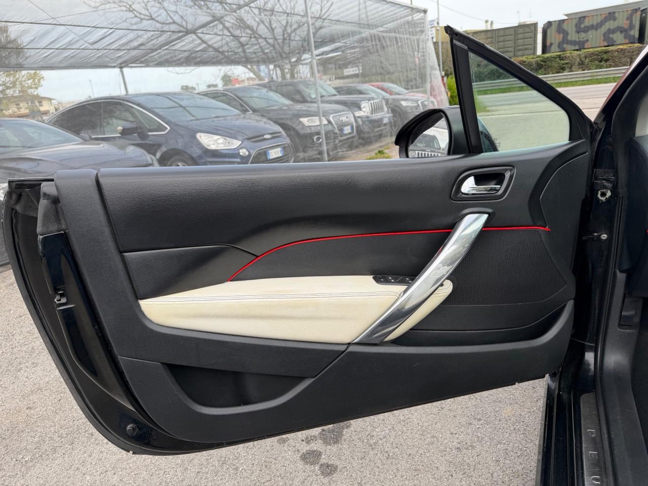 Peugeot 308 2013 1.6 e-HDi 115CV CABRIO GARANZIA 12 mesi ! ! !